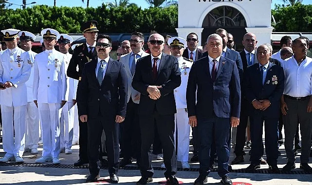 Kemer’de Zafer Bayramı töreni