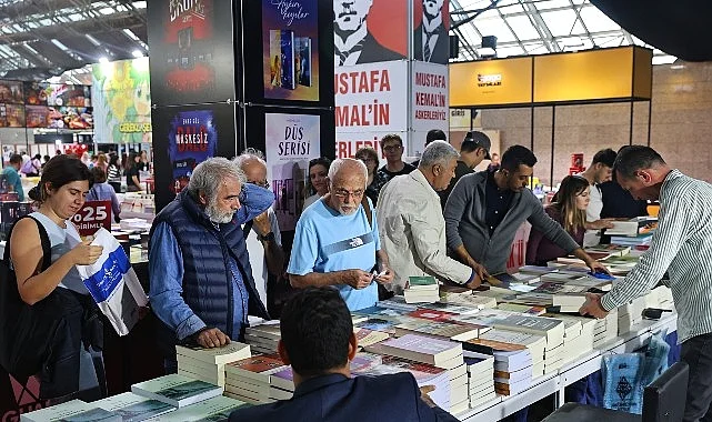 16. Antalya Kitap Fuarı kapılarını açtı