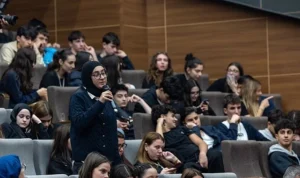 Başkan Büyükakın’dan gençlere kariyer tavsiyesi:  “Hata yapmaktan korkmayın”