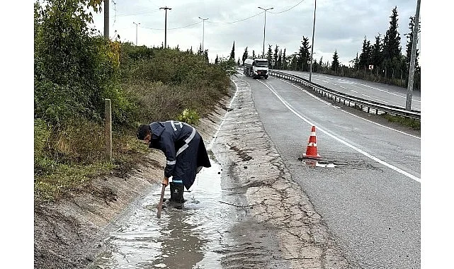 Büyükşehir’den sağanak sonrası yoğun çalışma
