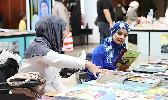 “Engelsiz Taksi” ile Kitap Fuarı’na kolay ulaşım