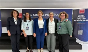 İzmir’in sosyal belediyecilik modeli Türkiye’ye örnek oldu
