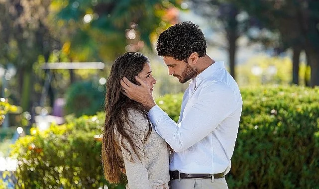 Merakla beklenen yeni dizi ‘Menekşe’ sete çıktı